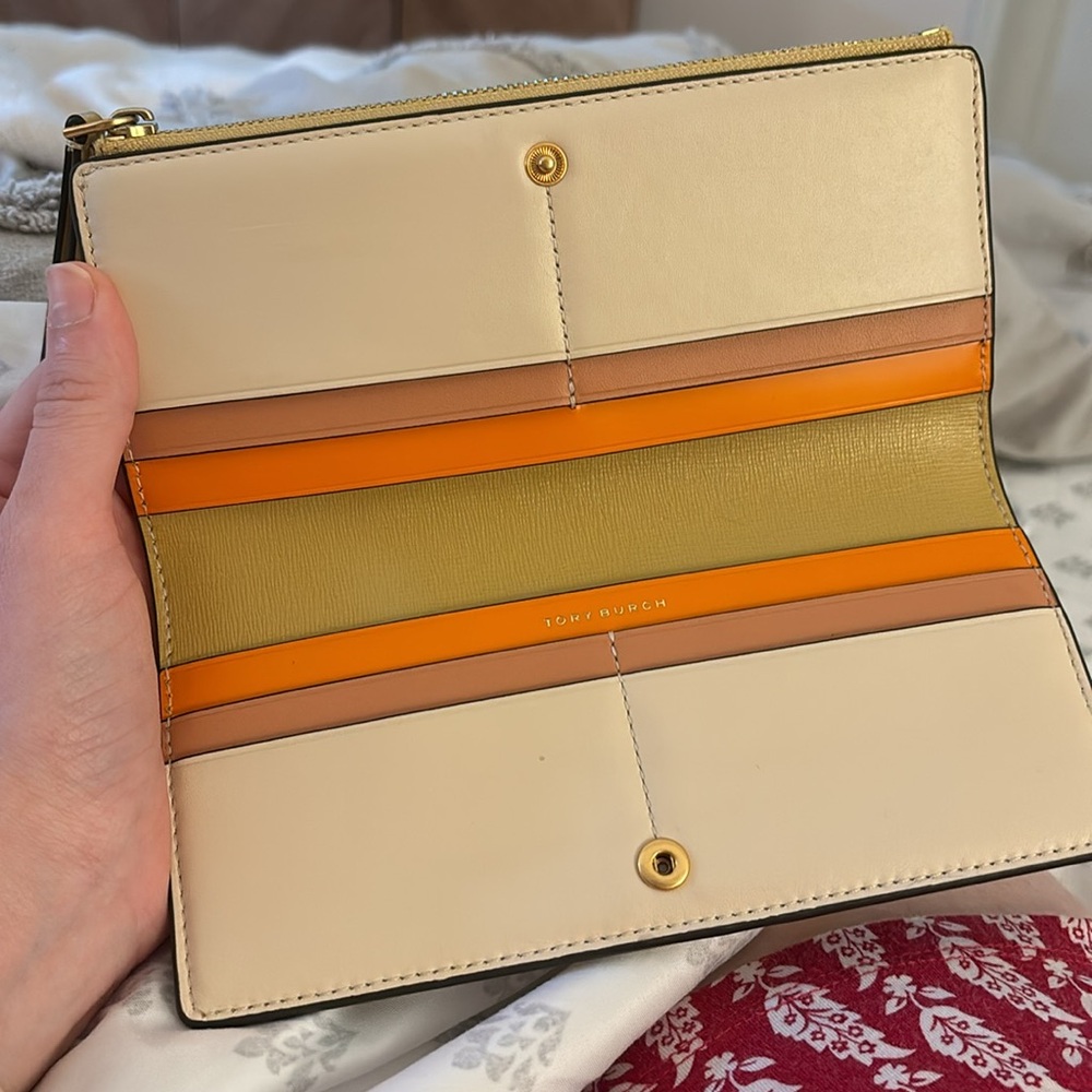 Tory Burch full size wallet - Picture 3 of 5